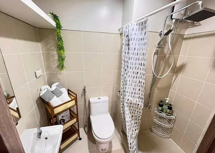 The Glorious Aparthotel *