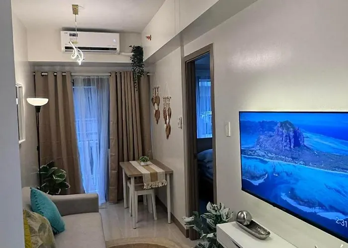 The Glorious Aparthotel